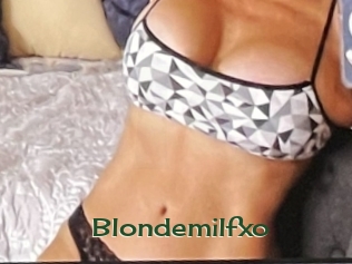 Blondemilfxo