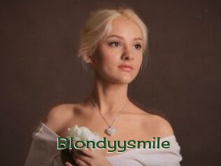 Blondyysmile