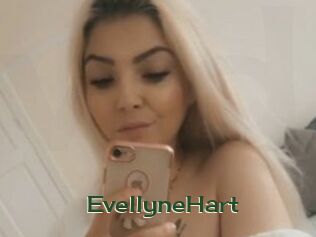 EvellyneHart