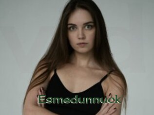 Esmedunnuck