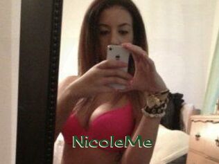 NicoleMe